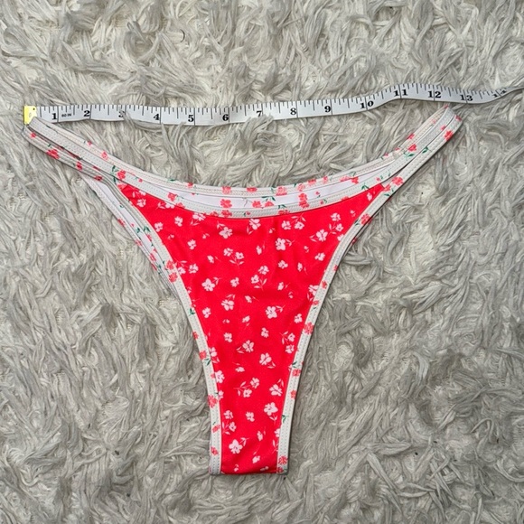 kulani kinis bikini set - Picture 6 of 6